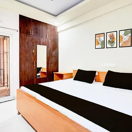 Super Hotel O Sri Vishnu Prime Opposite The Studio Salon, Kundalhalli Gate